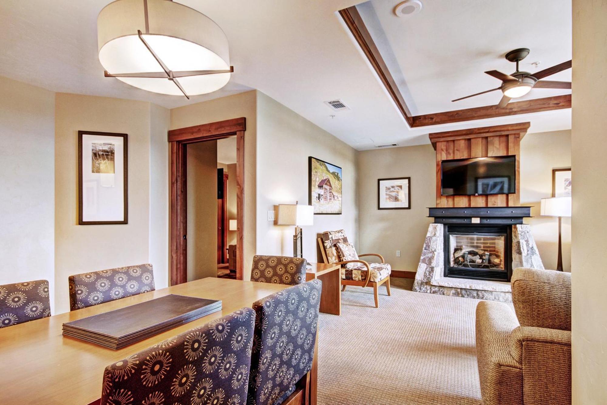 One Ski Hill, A Rockresort Breckenridge Bagian luar foto